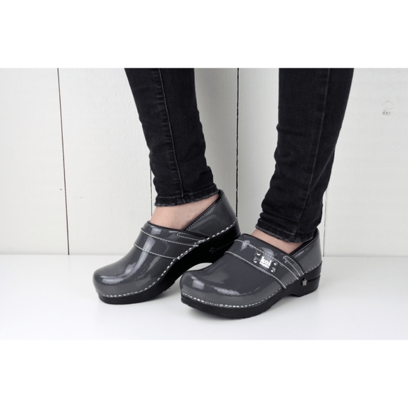 NEW! KOI Sanita Women's Lindsey Professional Clogs Nursing Shoes Patent leather - Picture 2 of 16